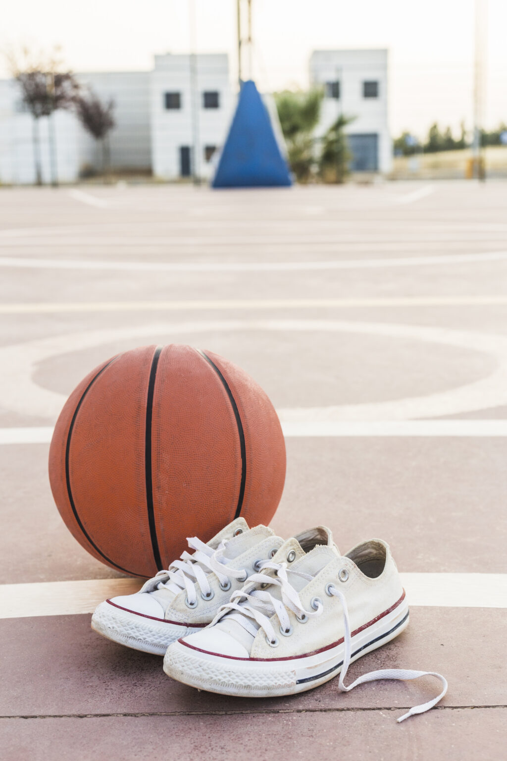 Astuces pour rendre vos baskets plus blanches - KUNZ Pressing